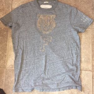 Men’s tee